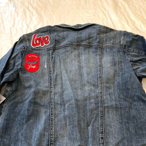 Denim JEAN Jacket w/Embroidered Appliqués***Med. $228 - Picture 7 of 7